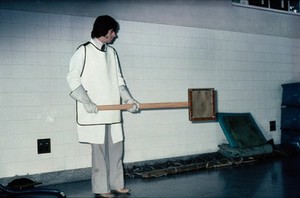 view Long-handled cassette holder: radiography