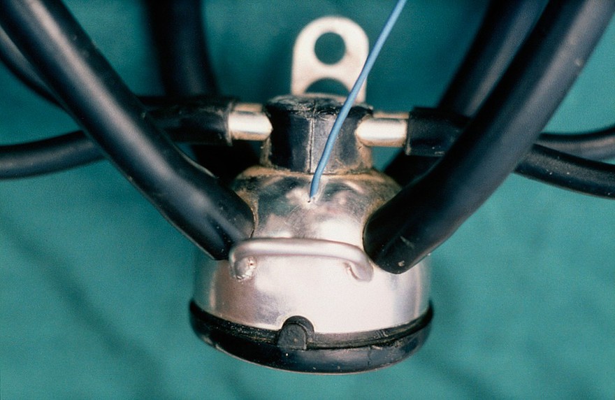 Milking machine: air-bleed hole