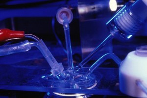 view Patch clamping apparatus for use in ion