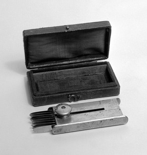view Scarificator, made by Charriere of Paris.