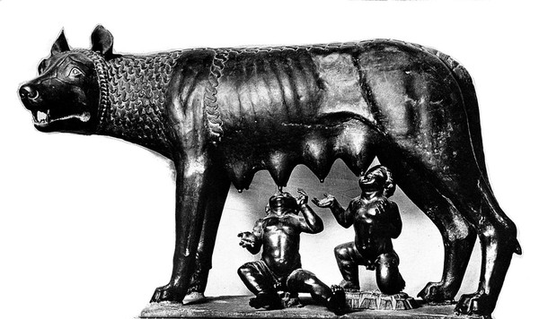 Bronze of Romulus and Remus feeding from a woolf.