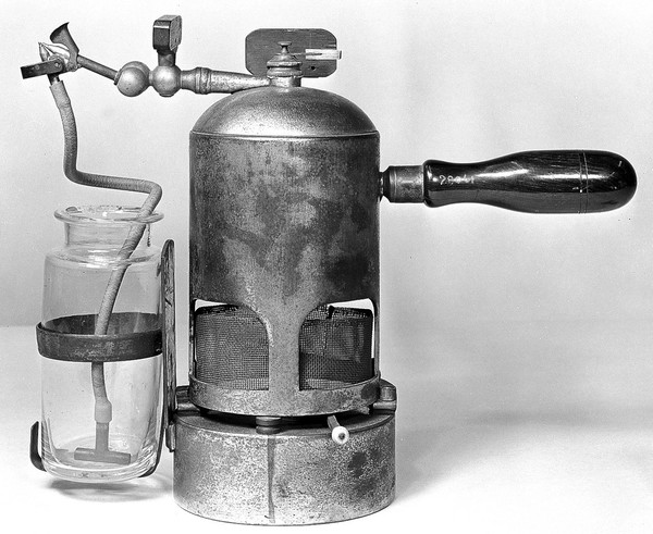 Carbolic spray. Made in London.