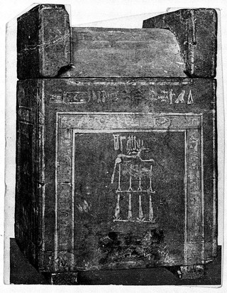 Travelling medicine chest of Egyptian Queen 2000BC. Possably belonging to Queen Mentu-Hotep. Postcard from Adolf Fonahn to Walter Pagel (front)