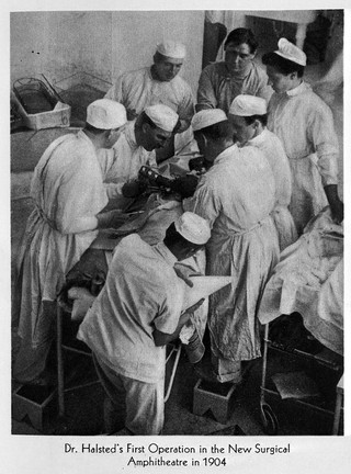 William Stewart Halsted, surgeon / by W.G. MacCallum; introduction by Dr. W.H. Welch.