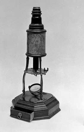 Culpeper -type microscope by Matthew Loft, circa 1740.