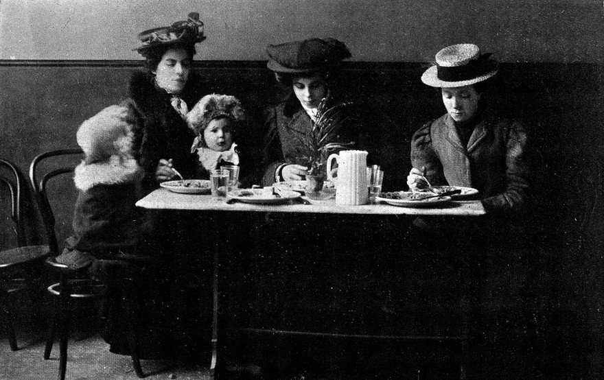 A school for mothers / by Evelyn M. Bunting [and others].