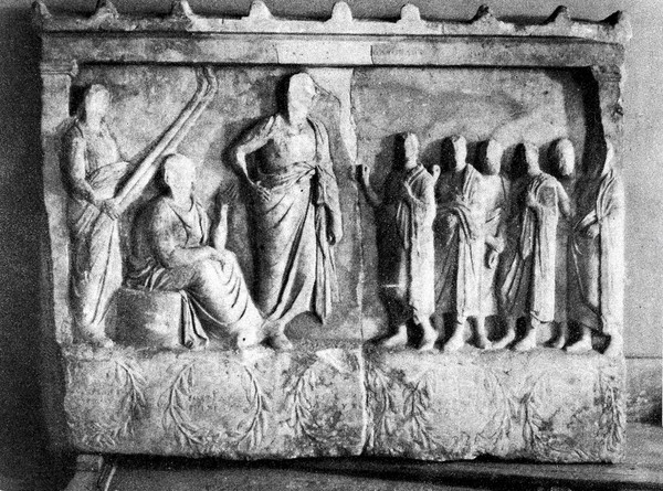 Relief of Athenian doctors in the form of a shrine: Asklepio