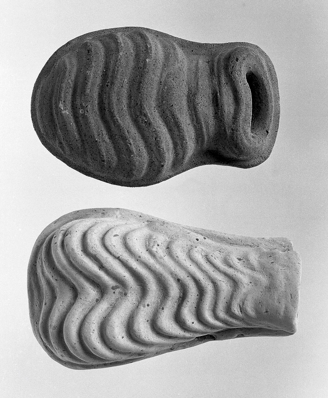 Roman offerings models of uterus. Collection