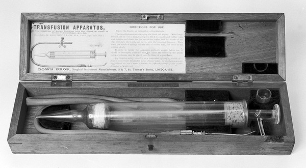 Transfusion Aparatus for injection of saline solution into the blood in cases of severe haemorrhage.