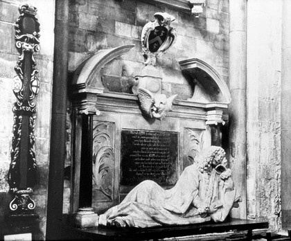 Monument of Lionel Lockyer in Southwark Cathedral