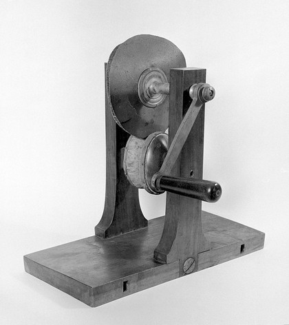 Apparatus used by Galvani - small plate electrostatic machine
