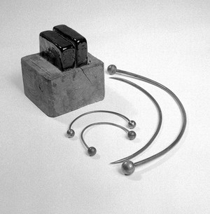 view Apparatus used by Galvani