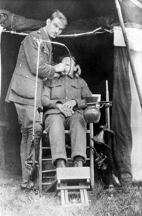 A field dentist in the first World War, described as "no. 10 C.C.S. Popperinge". 