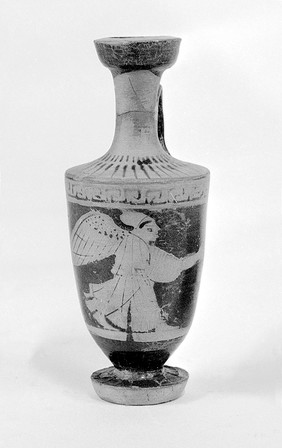 Graeco-Italian ceramic; attic r/f lekythos with painted Nike