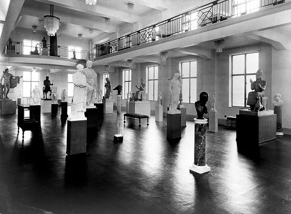 The sculpture hall of the Wellcome Historical Medical Museum.