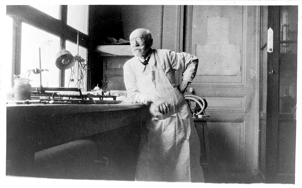 Marcel Eugène Émile Gley. Photograph by Dryerre (?), 1925.
