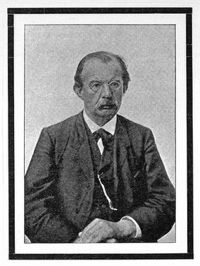 Newspaper cutting; portrait of F.D. von Recklinghausen; probably from Deutsche Medizinische Wochenschrift, 1910, page 1767.