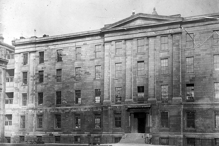 View of the Glasgow Royal Infirmary, close-up view from quadrangle of