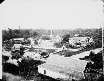 Ayutthaya, Siam (Thailand): the temple Wat Sena Sanaram. Photograph by John Thomson, 1865/1866.