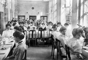 view King Edward VII Sanatorium, Midhurst, Sussex: nurses and medical staff (?) about to dine. Photograph, 1907.