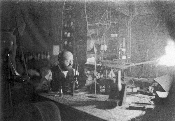 Sir William Bayliss in laboratory.