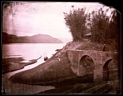 An up-country Chinese bridge, Lye Fow Kok, on the River Min, Fujian (Fukien) province, China.