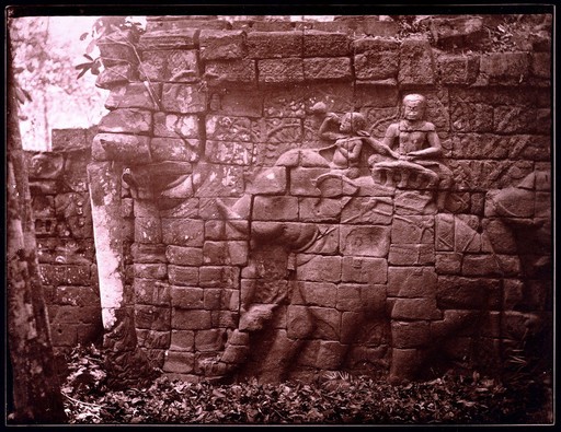 Elephant hunting relief, Palace of the Leprous King