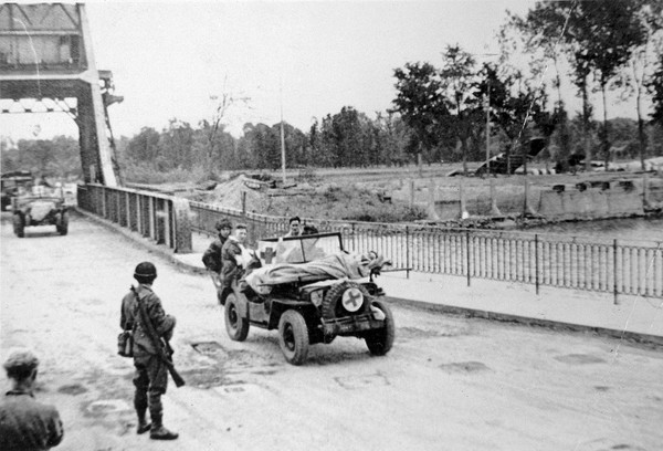 WORLD WAR II: Casualty evacuation by jeep