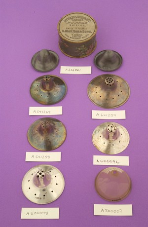 view Selection of Nipple Shields