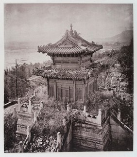 Illustrations of China and its people : a series of two hundred photographs, with letterpress descriptive of the places and people represented / by J. Thomson, F.R.G.S.