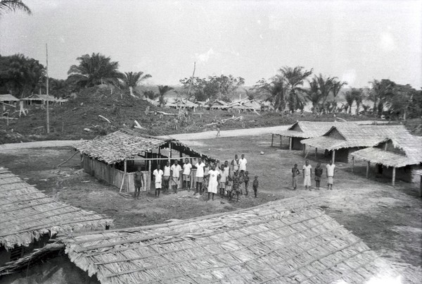 Group in front of Ngwaka, Yalisombo leper camp