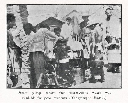 Street pump, where free waterworks water was available