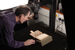 view Chris Carter photographing Panjabi Mss 255 in studio, 215