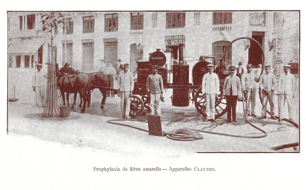 Os serviços de saúde publica no Brasil : especialmente na cidade do Rio de Janeiro : de 1808 a 1907 / organisado pelos P. e C. Barbosa de Rezende, por do ordem do O. Gonçalves Cruz.