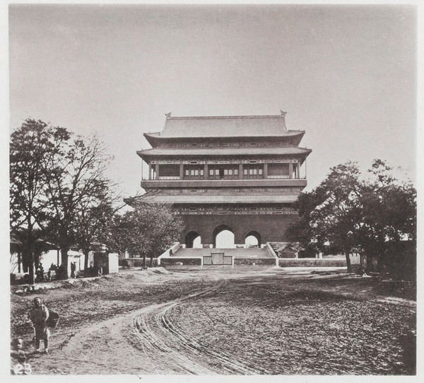 Illustrations of China and its people : a series of two hundred photographs, with letterpress descriptive of the places and people represented / by J. Thomson, F.R.G.S.