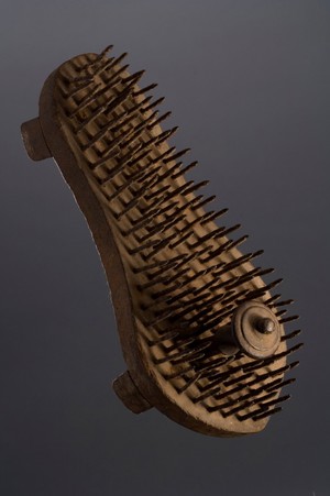 File:A pair of fakir's sandals with iron spikes. Wellcome L0036082.jpg -  Wikimedia Commons