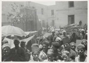 view Bani Suef, Egypt: pilgrims at Biba. Photograph by W.S. Blackman, 192-.