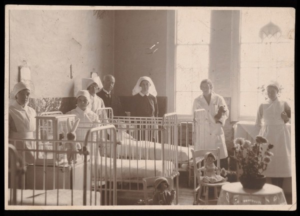 A ward in a children's hospital, Lambeth. Photograph, 1925.