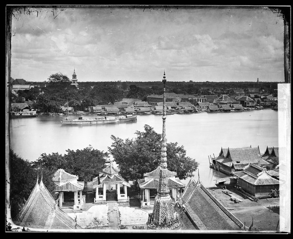 Chao Phraya river, Bangkok, Siam (Thailand). Photograph by John Thomson, 1865/1866.
