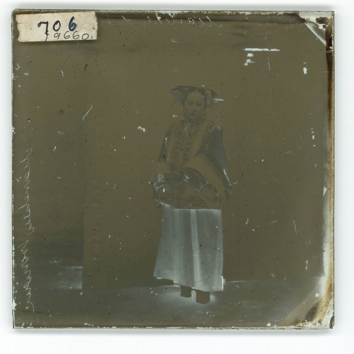 John Thomson portrait of a Manchu woman.