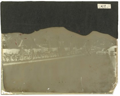 Bangkok, Siam (Thailand): the royal barge on the river for the procession to the Kathin ceremony, 14 October 1865. Photograph by John Thomson, 1865.