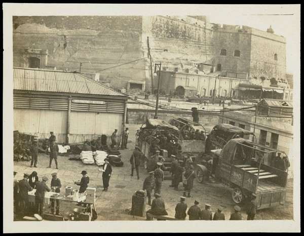 World War One: wagons for disembarkation in Malta. Photograph, 1914/1918.