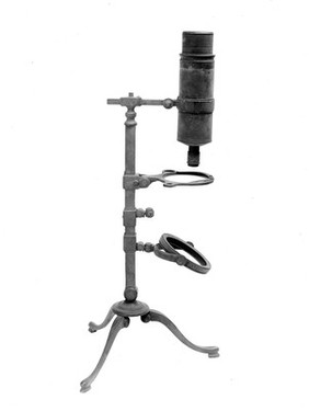 Nachet collection: Dellebarre microscope