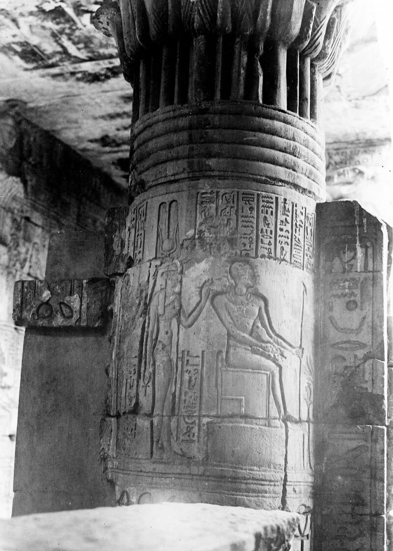 m0002863-carved-pillar-temple-of-deir-el-medina-wellcome-collection