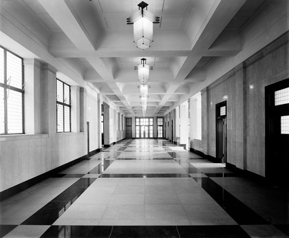 Wellcome Research Institute; interior of main hall.