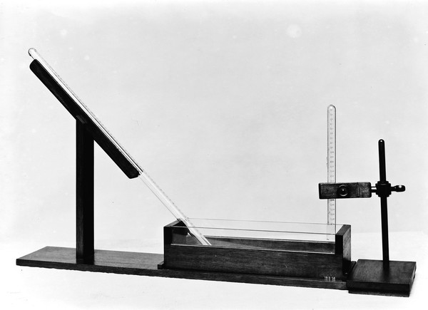 Bunsens Gas Analysis Apparatus, 1857