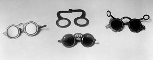 view Horn rimmed spectacles, 4 types.