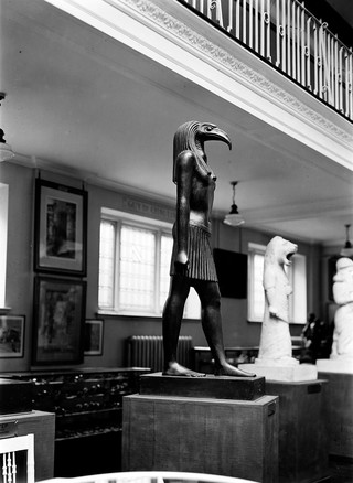 M0007478: Plaster cast of Thoth
