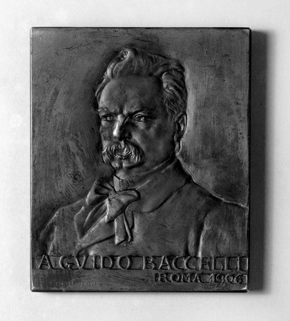 Medal showing Guido Bacelli