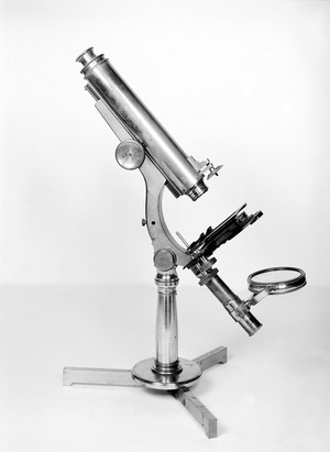 view Achromatic microscope signed "Jas. Smith, London". Circa 1841-1846.